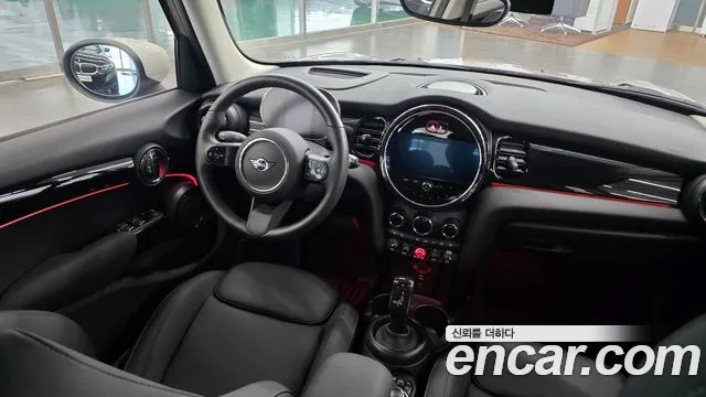 MINI Cooper — Фото автомобиля 11
