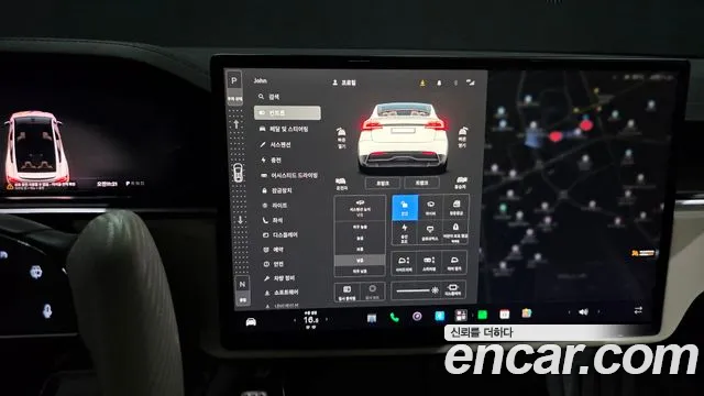 Tesla Model X — Фото автомобиля 23