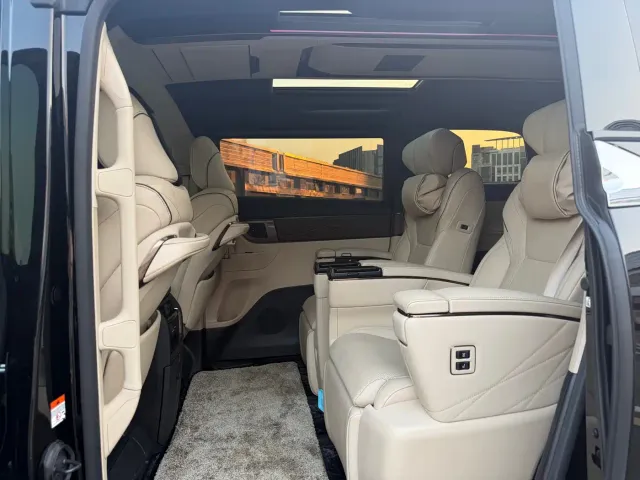 Toyota Vellfire — Фото автомобиля 5