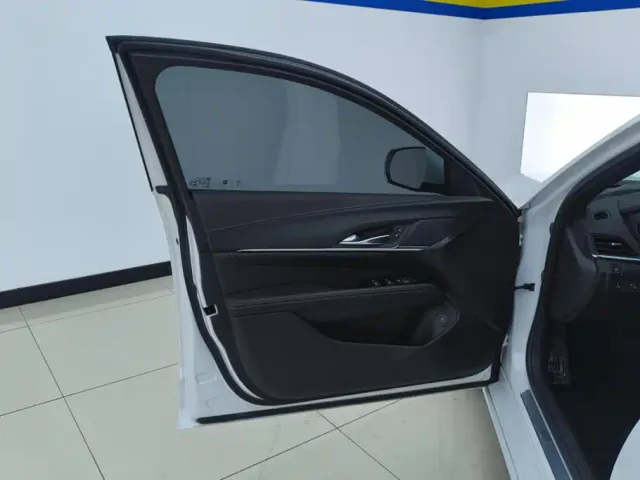 Cadillac CT4 — Фото автомобиля 6