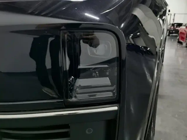 Li Auto L7 — Фото автомобиля 7