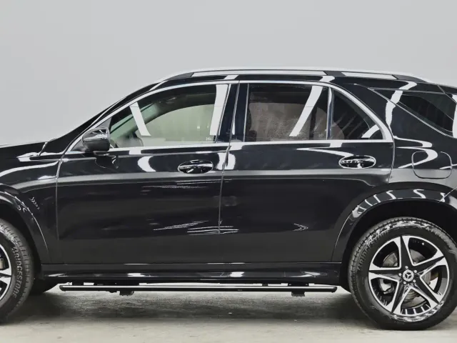 Mercedes-Benz GLE-Class — Фото автомобиля 24