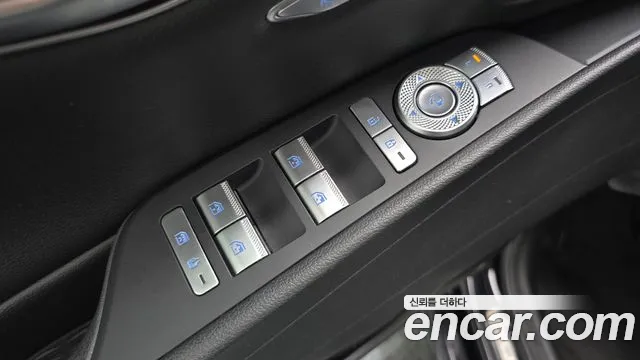 Genesis G80 Бензин 3.5 турбо AWD — Фото автомобиля 30
