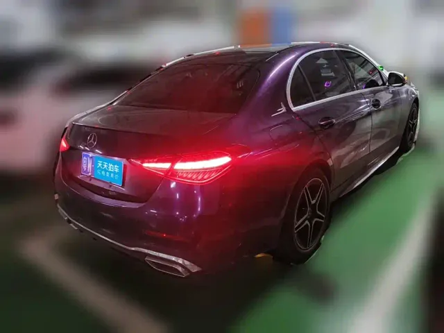 Mercedes-Benz C-Class — Фото автомобиля 2