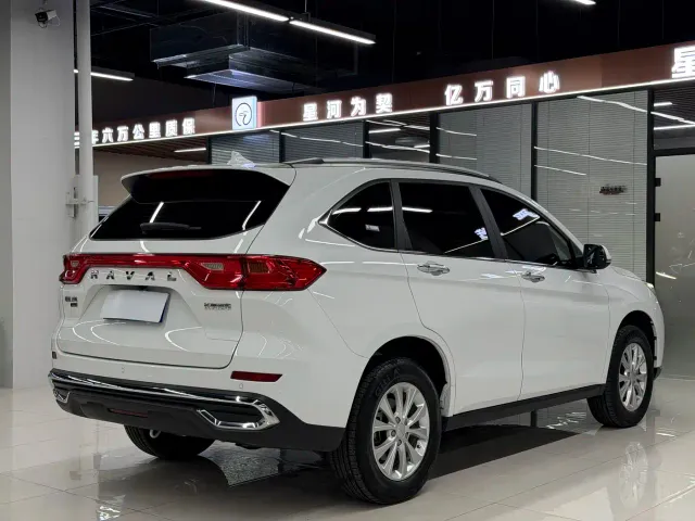 Haval M6 — Фото автомобиля 21