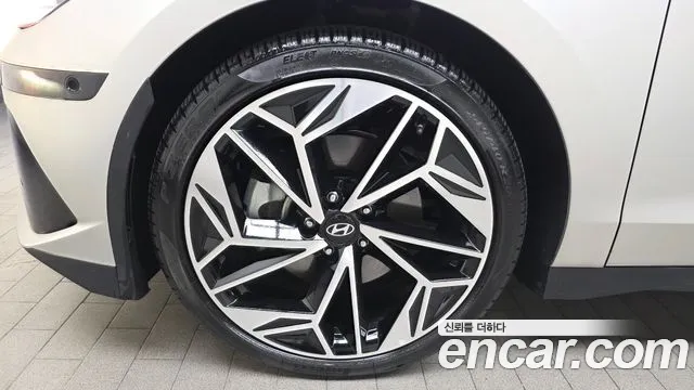 Hyundai Ioniq6 Long Range AWD — Фото автомобиля 3