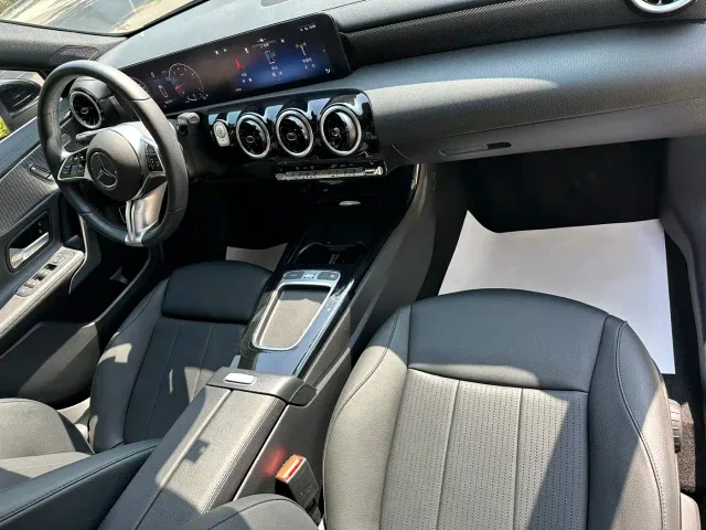 Mercedes-Benz A-Class — Фото автомобиля 22