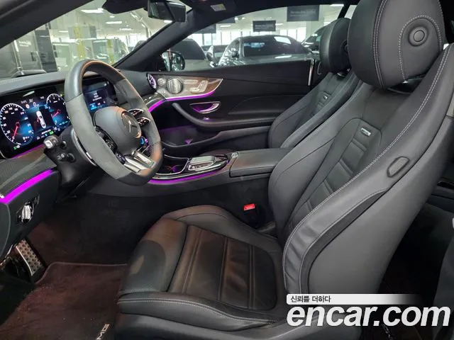 Mercedes-Benz E-Class — Фото автомобиля 14