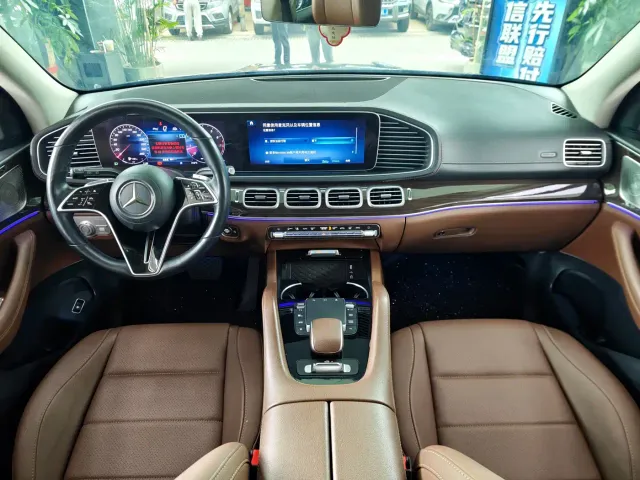 Mercedes-Benz GLE-Class — Фото автомобиля 9