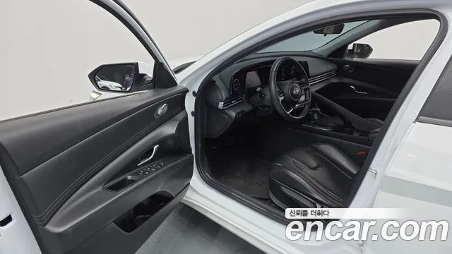 Hyundai AVANTE Новый Avante (CN7) — Фото автомобиля 11