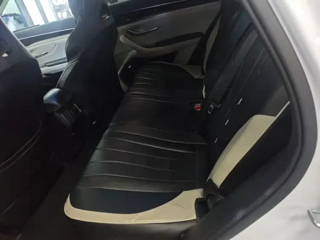 BYD Song PLUS — Фото автомобиля 16