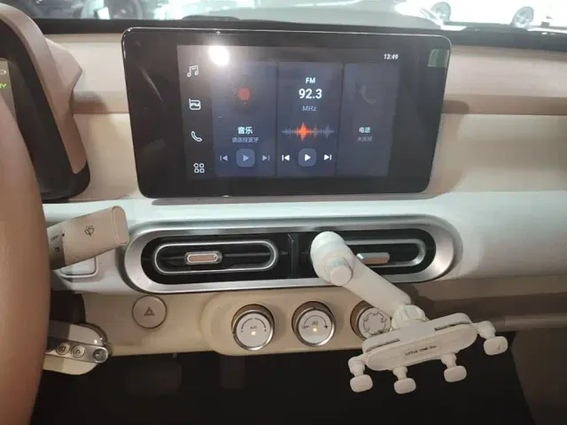 Wuling Hongguang Mini EV — Фото автомобиля 12