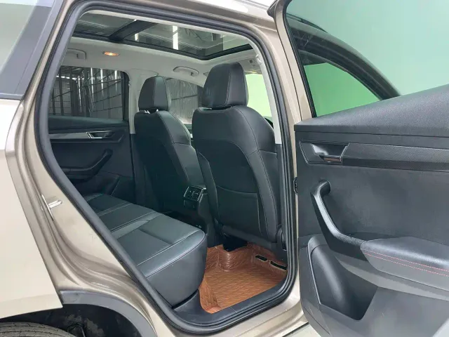 Skoda Karoq — Фото автомобиля 23