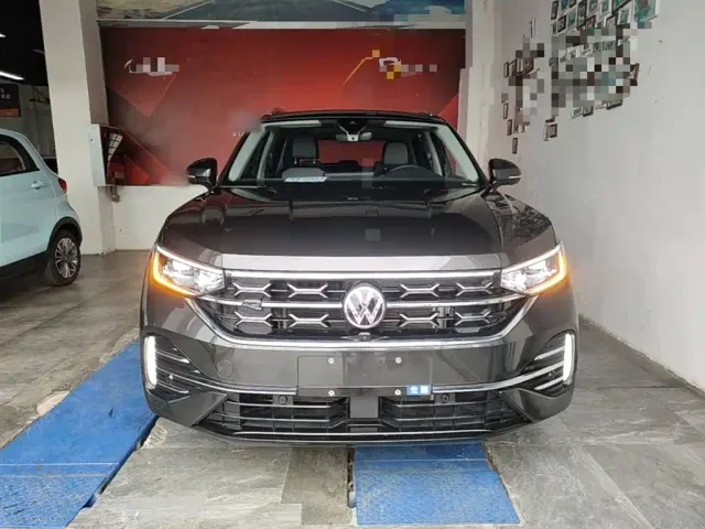 Volkswagen Tayron — Фото автомобиля 2