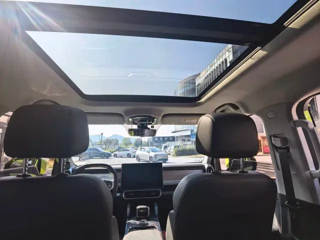 Jetour T2 — Фото автомобиля 9