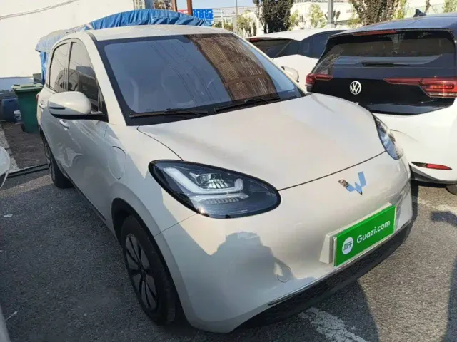 Wuling Bingo — Фото автомобиля 3