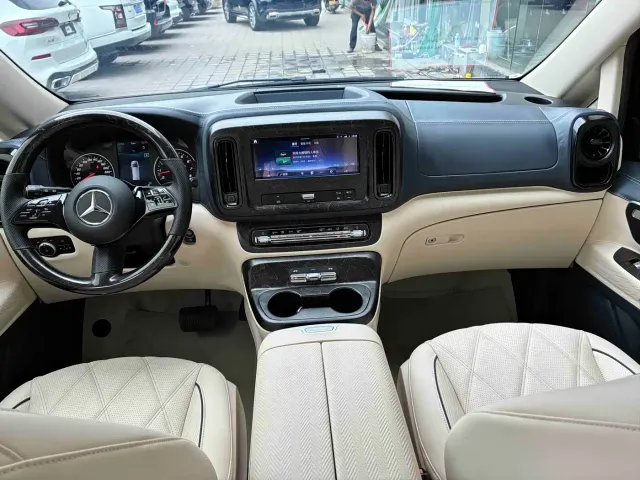 Rhein Auto Traveler — Фото автомобиля 10