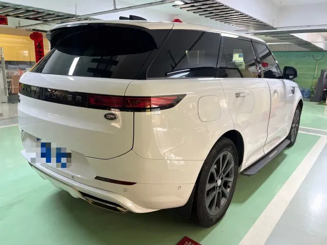 Land Rover Range Rover Sport — Фото автомобиля 2