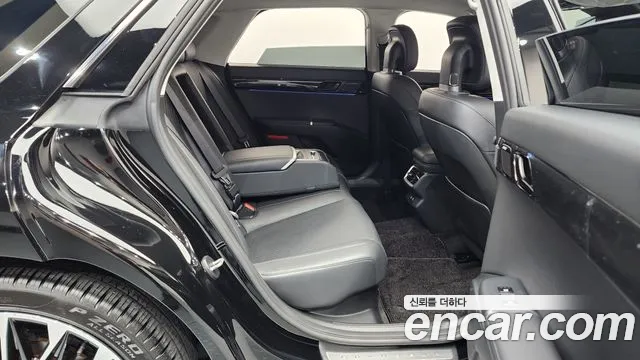 Hyundai Grandeur GN7 — Фото автомобиля 11
