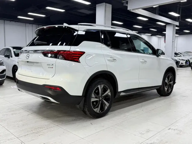 GAC Trumpchi GS4 — Фото автомобиля 4