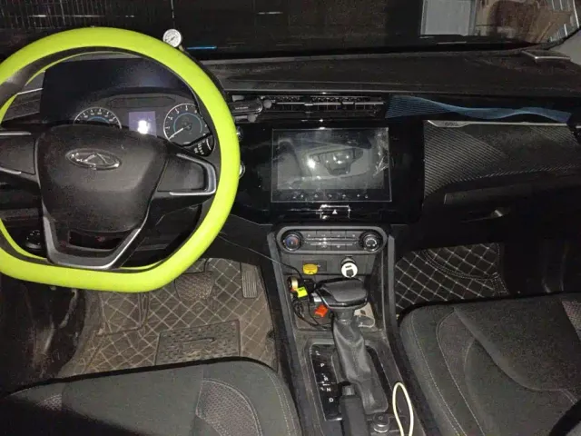 Chery Tiggo 3x — Фото автомобиля 12