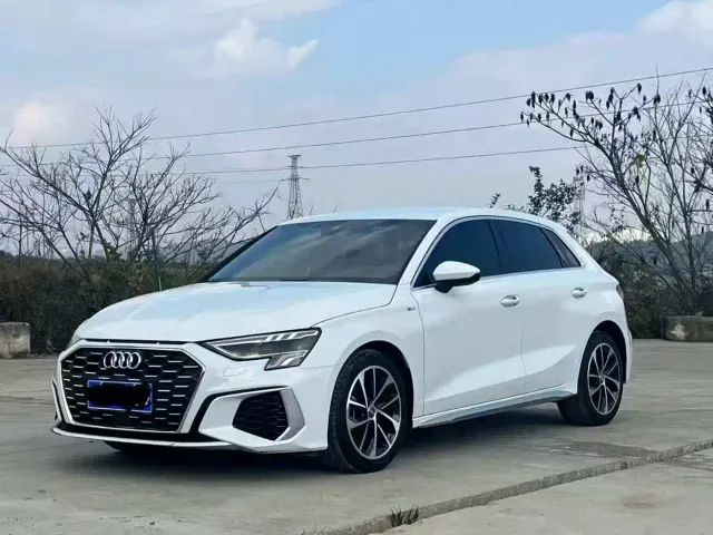 Фотография автомобиля — Audi A3