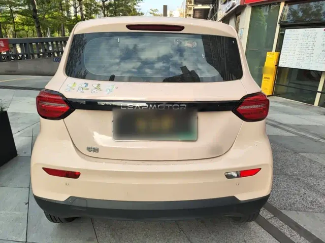 Leapmotor T03 — Фото автомобиля 5