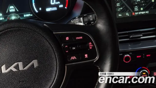 Kia Niro Niro Plus Air — Фото автомобиля 13