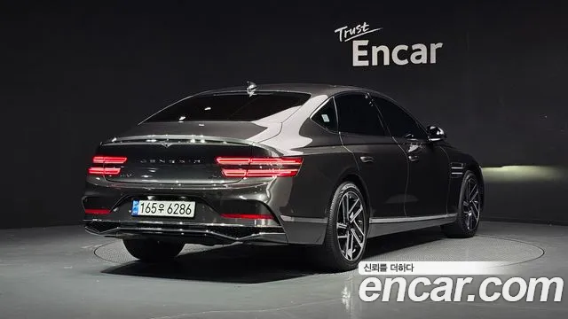 Genesis G80 Бензин 2.5 турбо AWD — Фото автомобиля 2