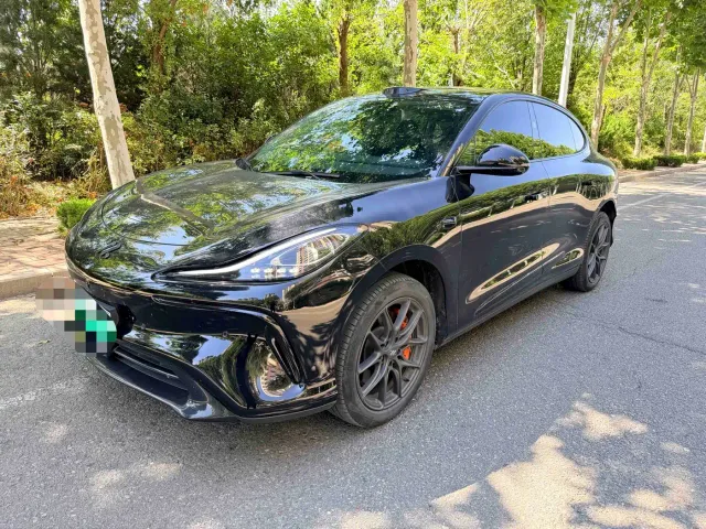 IM Motors LS6 — Фото автомобиля 11
