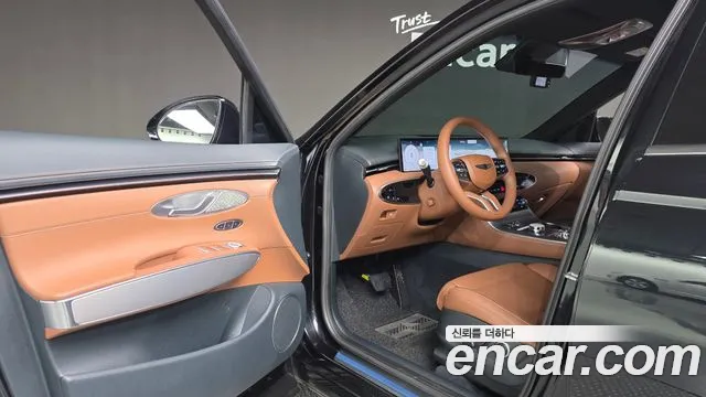 Genesis GV70 2.5T Бензин AWD — Фото автомобиля 10