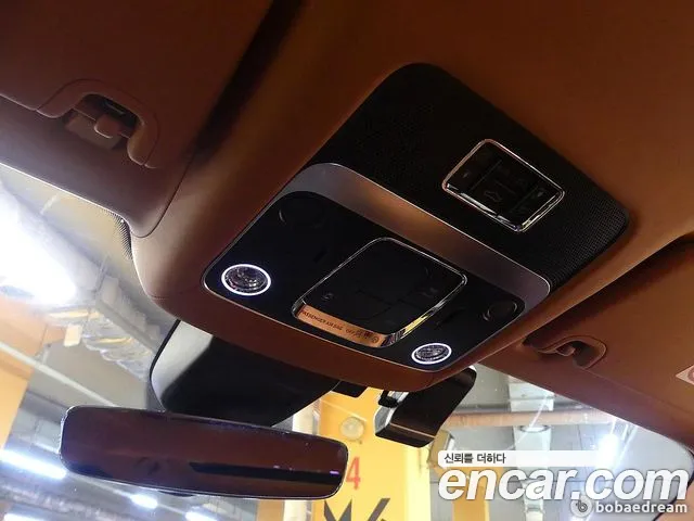 Bentley Flying Spur Generation 3 — Фото автомобиля 20