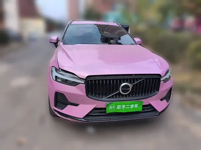 Volvo XC60 — Фото автомобиля 2