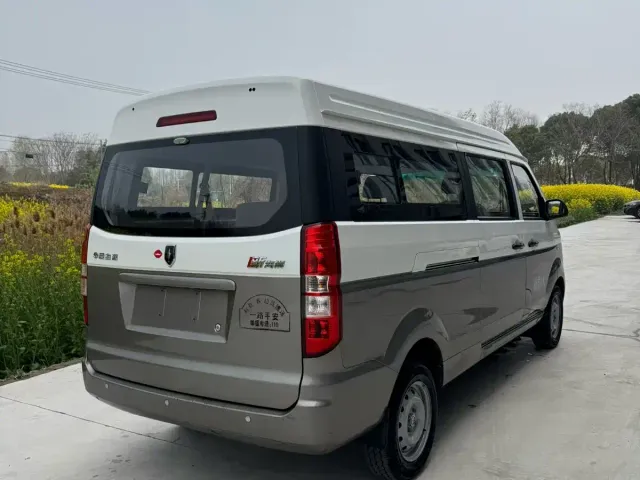 Jinbei New Hiace X30L — Фото автомобиля 4