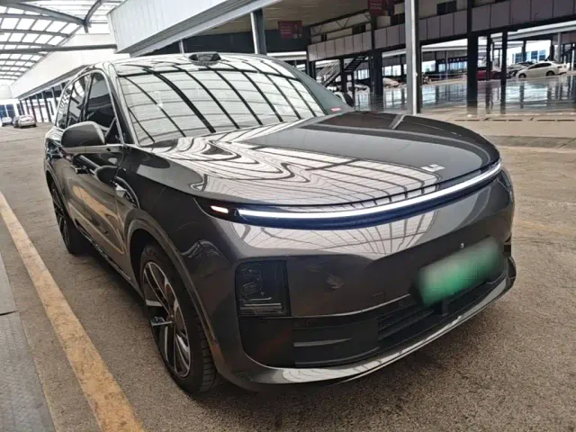 Li Auto L6 — Фото автомобиля 3