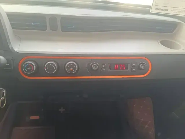 Wuling Hongguang Mini EV — Фото автомобиля 12