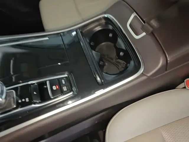 GAC Trumpchi M8 — Фото автомобиля 16