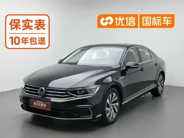 Фотография автомобиля — Volkswagen Magotan