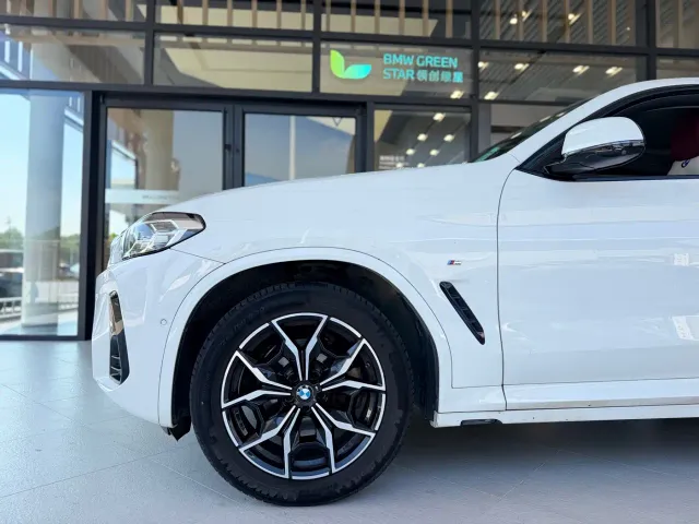 BMW X4 — Фото автомобиля 5