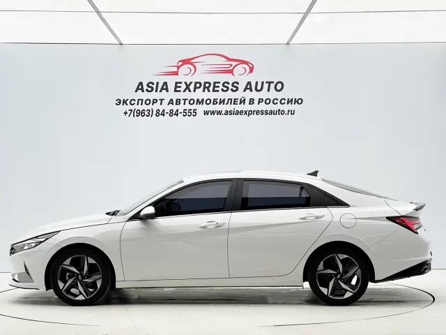 Hyundai Elantra 2021 1.5L CVT LUX Premium Edition — Фото автомобиля 7