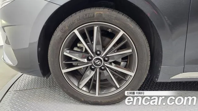 Hyundai Grandeur New — Фото автомобиля 5