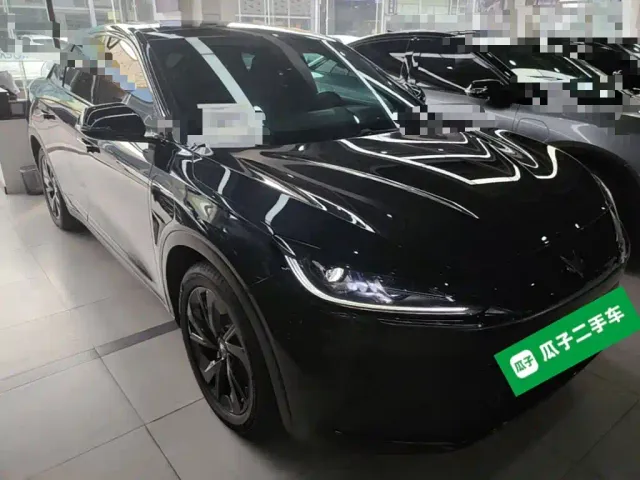 Arcfox Alpha S — Фото автомобиля 3