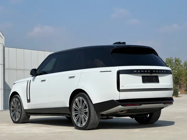 Land Rover Range Rover — Фото автомобиля 8