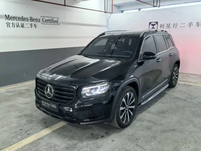 Фотография автомобиля — Mercedes-Benz GLB-Class