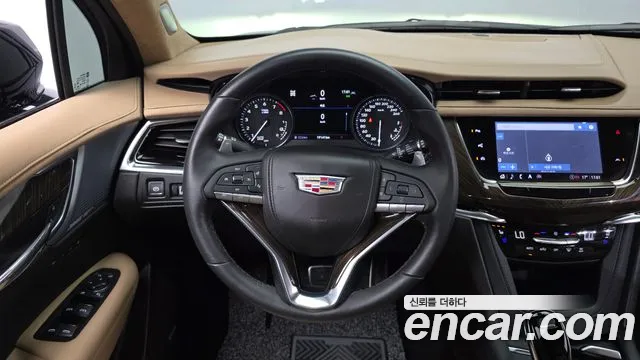 Cadillac XT6 — Фото автомобиля 13