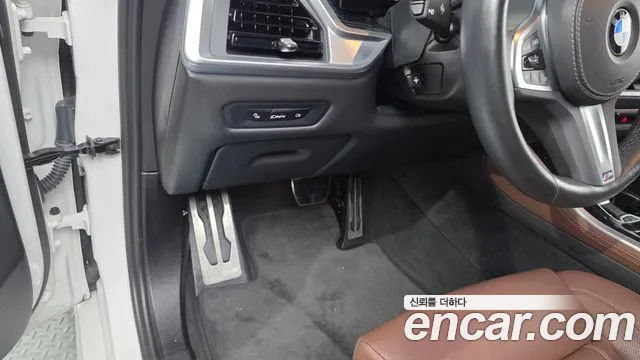 BMW X5 xDrive 40i M Sport — Фото автомобиля 17