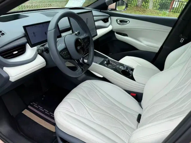 BYD Seal 06 GT — Фото автомобиля 4