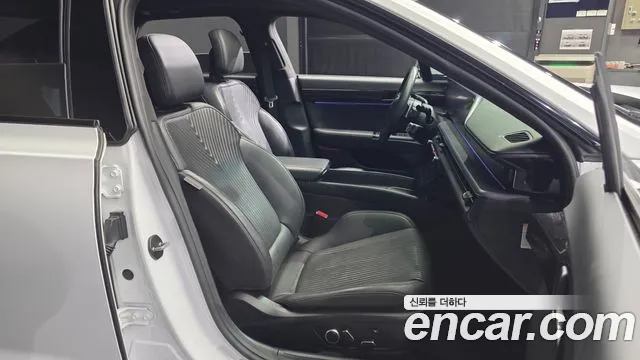 Hyundai Grandeur GN7 — Фото автомобиля 16