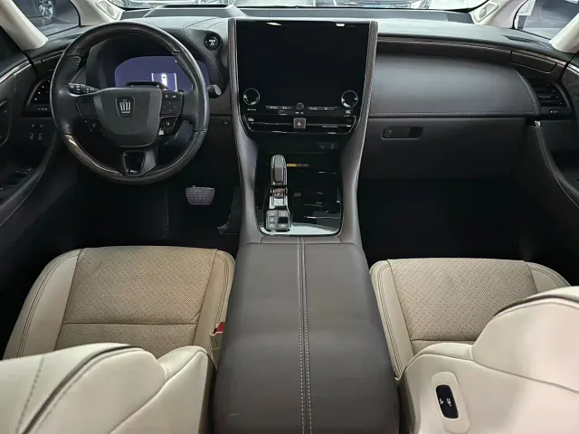Toyota Vellfire — Фото автомобиля 6