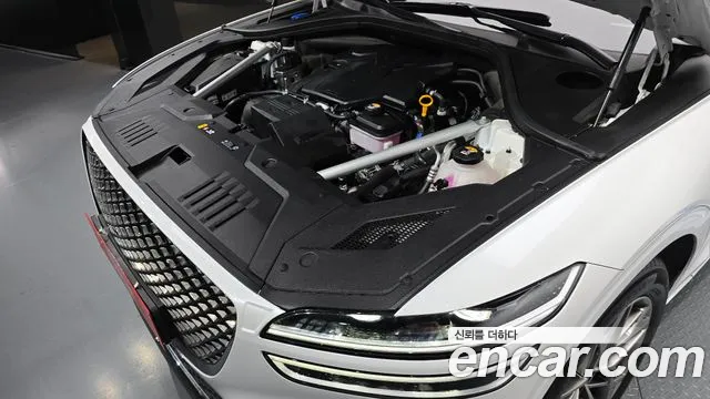 Genesis GV70 2.5T Бензин AWD — Фото автомобиля 6